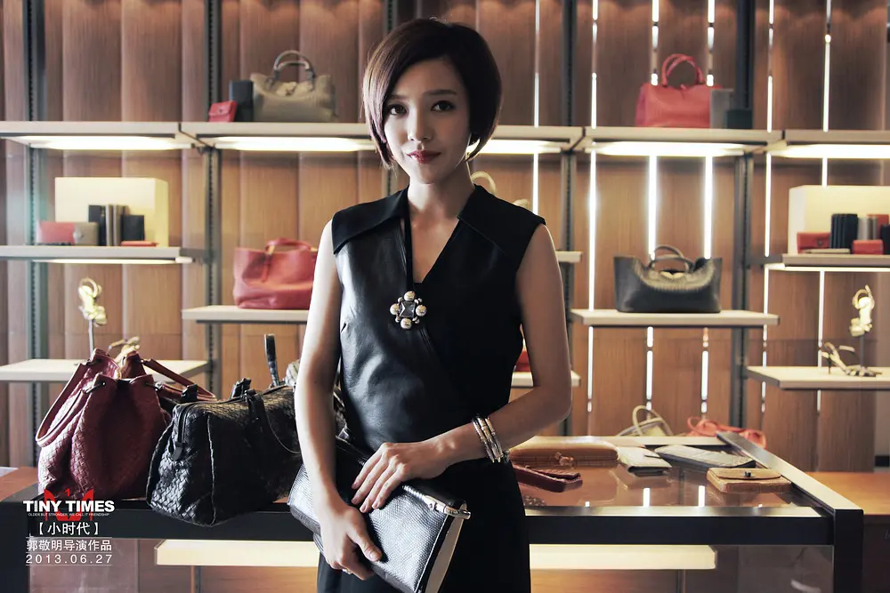 炫富炫格调、变美变名媛，虚荣消费无上限