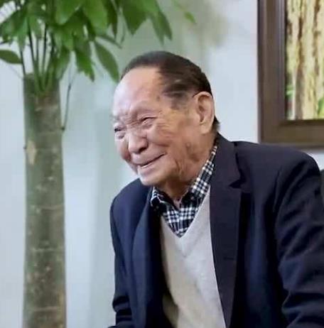 袁隆平90岁了生日前花100理20的发蕴长寿之道