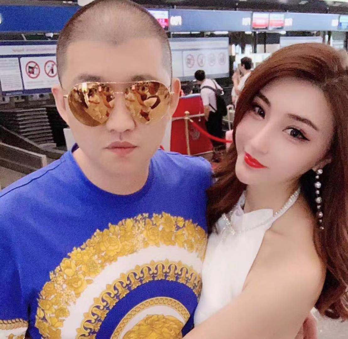 方丈直播与小仙女矛盾是怎么回事，二驴