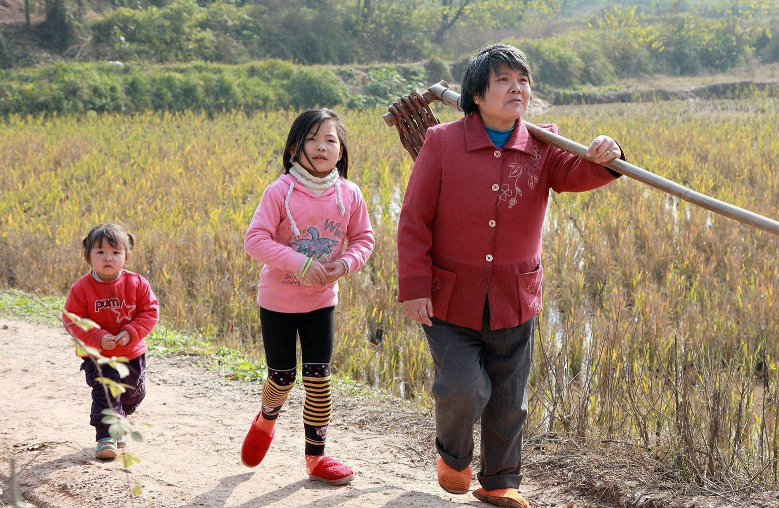 城里的小孩普遍比农村娃好看？专家给出具体缘由