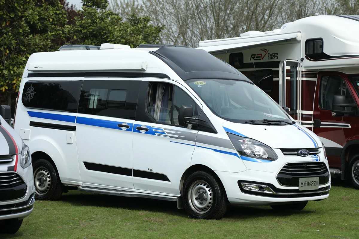 瑞弗首款b型房车,新全顺国六自动挡,可家用商用的多功能旅居车
