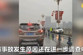 大爷撞上奥迪老伴下车后秒晕倒