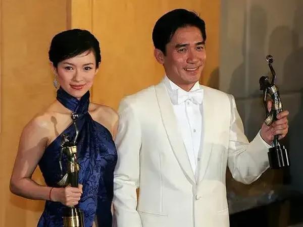 章子怡和梁朝伟这段太经典台词（2046截取一段视频）