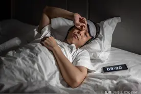 总是入睡困难、失眠怎么办?6个方法教您应对，不妨试一试
