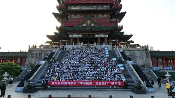 诵读经典图片大全（诵读经典图片大全 背景图片素材）
