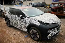 极氪 003 原型车曝光：定位紧凑型 SUV，将于上海车展首发亮相