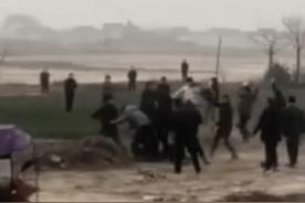 陕西养猪场遭遇强拆6人受伤，现场视频曝光，官方：与事实不符