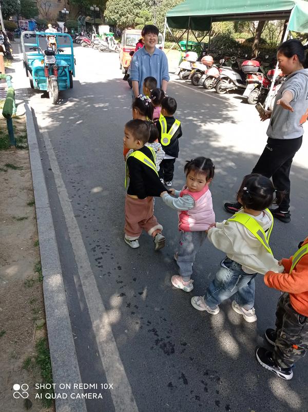 有没有八字很差却过得好的（李嘉诚八字无财为什么发大财）