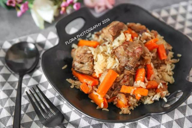 美味新疆羊肉抓飯，用電飯煲也能做！