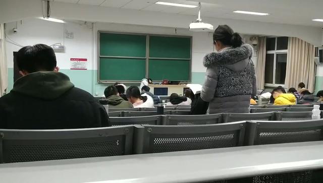 请问中国人民大学的自习室可以随便进吗