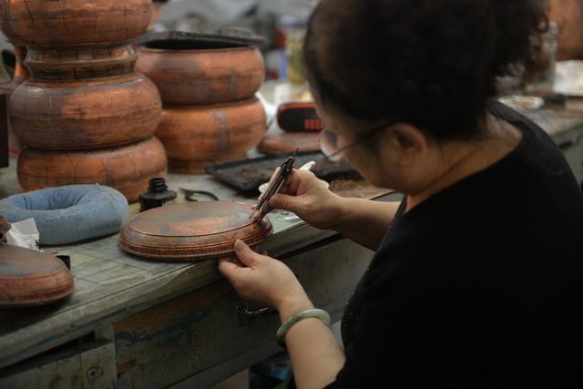 景泰蓝，最具北京特色的传统手工艺品