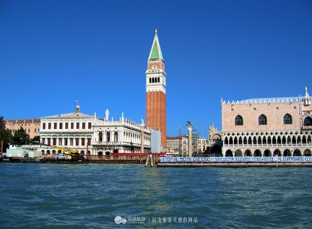 查找威尼斯的相关资料,了解有哪些古迹名胜