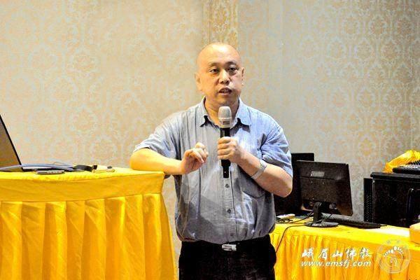 新中国时期出现了个天才神童,没想到最后抛妻弃子出家