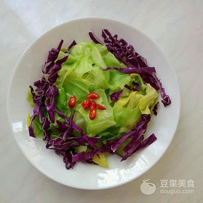 熗拌雙色甘藍#春天不減肥，夏天肉堆堆#