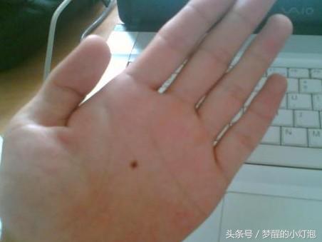 左手夺物痣什么意思夺物痣是好痣还是坏痣