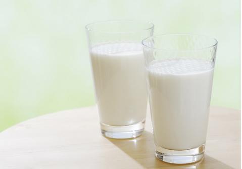 生牛奶煮多久最有营养