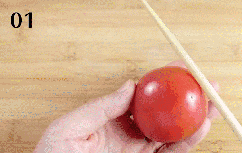 1根筷子就能将西红柿去皮？对，而且只要30秒！