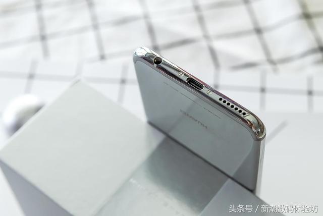 能当化妆镜的自拍神器——华为nova 2 Plus亮银版图赏