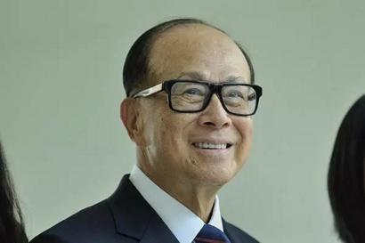 李嘉诚提前出手购买黄金，又一个危机信号即将来临？