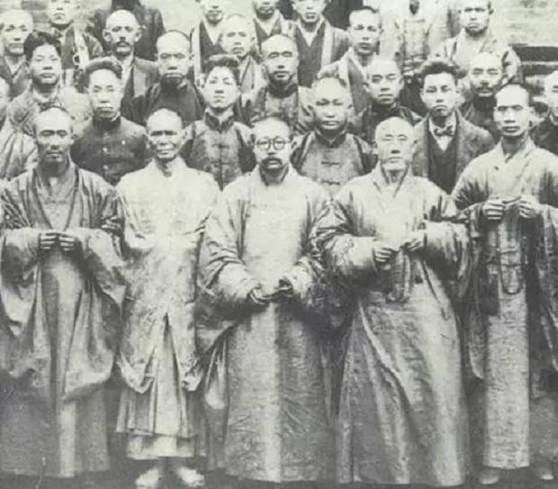 民国四大高僧系列篇——死后身化300余粒舍利子的太虚大师