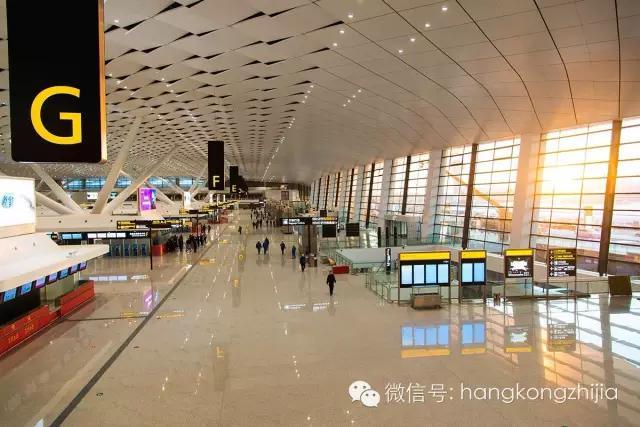 郑州新郑国际机场T2航站楼启用纪念——新枢纽 新起航