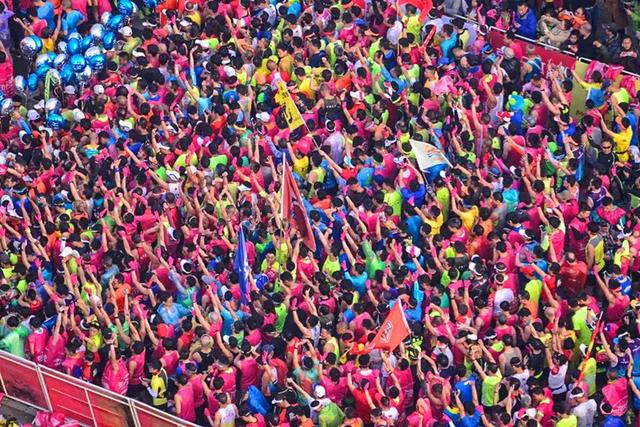 2016无锡国际马拉松赛今日开跑 3万人参加为江苏之最
