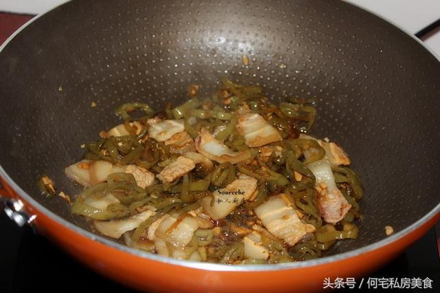 入秋的开胃菜，酸辣椒炒肉