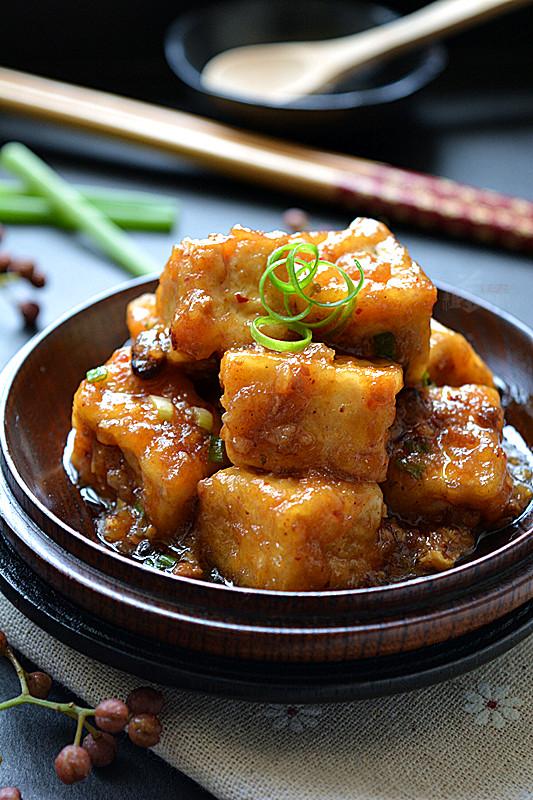 豆腐這樣做太好吃了，保你多吃兩碗飯！
