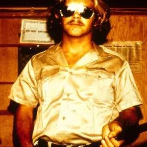 为了90美元，他们在实验里成为真实的恶魔与羔羊，仅6天就已失控