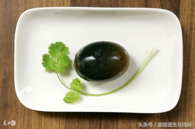 吃皮蛋 松花蛋 有什么好处 友邦知识网
