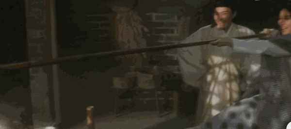 周星驰的这些无厘头发明，日本人看到都要靠边站！