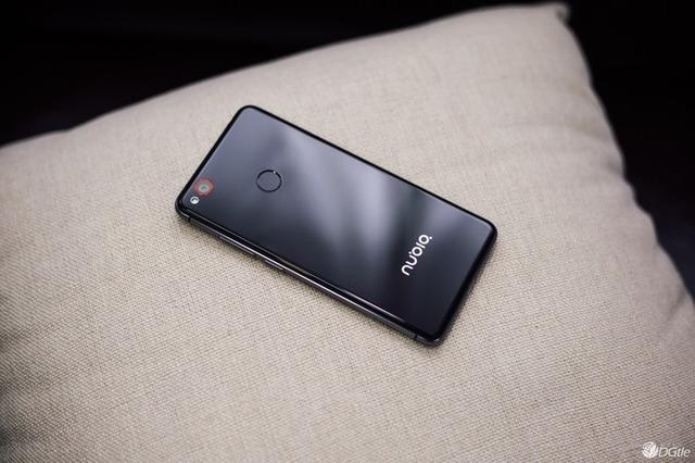 「尾巴开箱」精巧别致，nubia Z11 mini 手机