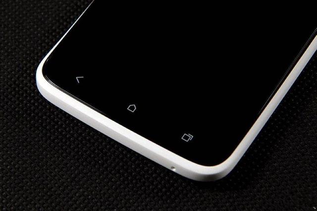 经典手机回望系列产品：可能是全面屏手机设计方案原型的HTC One X