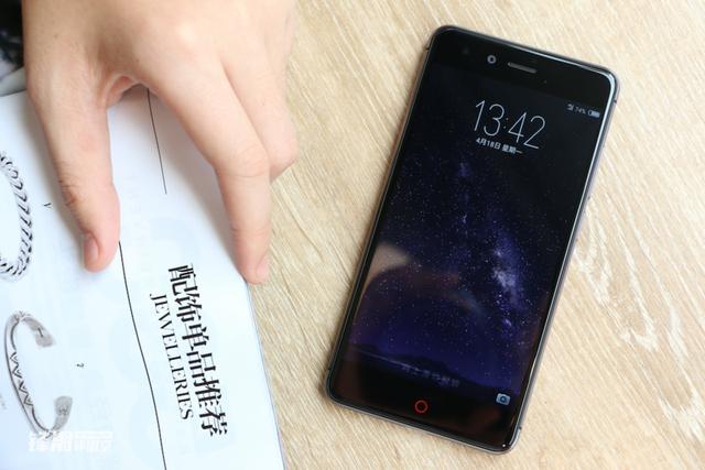 nubia Z11 mini详细评测：堪称可放进口袋的单反？