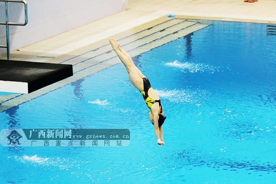 全国跳水冠军赛女子10米跳台 12岁小将爆冷胜任茜