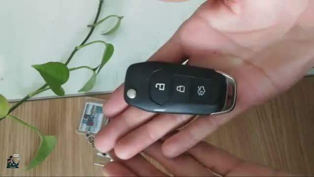 汽车遥控钥匙多少钱(汽车配个遥控钥匙多钱)