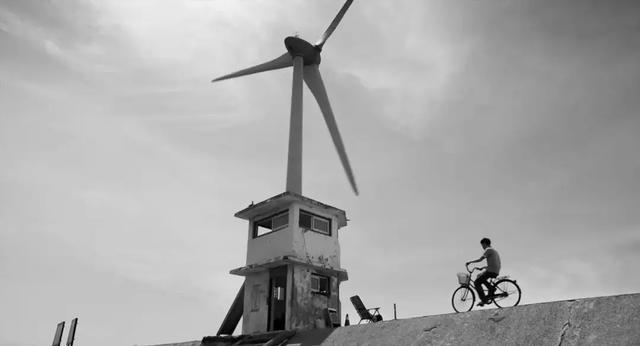 不愧是高达8.4分的电影佳作，果然精彩绝伦！