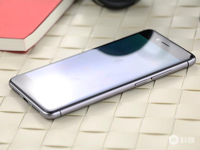 nubia Z11 mini評測感受：仍然小而精