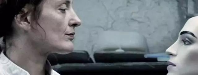 这部处女作为什么能拿下今年的柏林金熊奖？