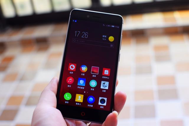 轻巧新感受——Nubia Z11 mini