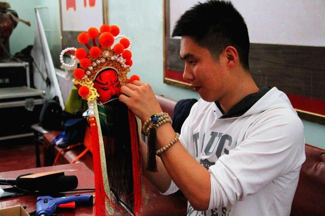 中国传统艺术——京剧脸谱 美与丑的矛盾统一