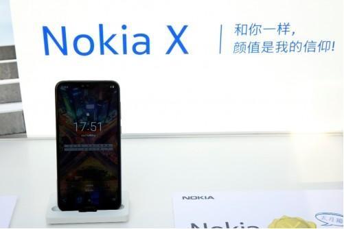 NokiaX发布时间发布 一起来的也有“香蕉苹果”