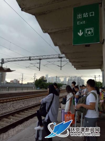 市民记者:开学在即 廊坊各车站进入返程高峰期