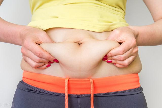 4個方法抹平「小肚腩」，降低內髒脂肪，恢復平坦小腹