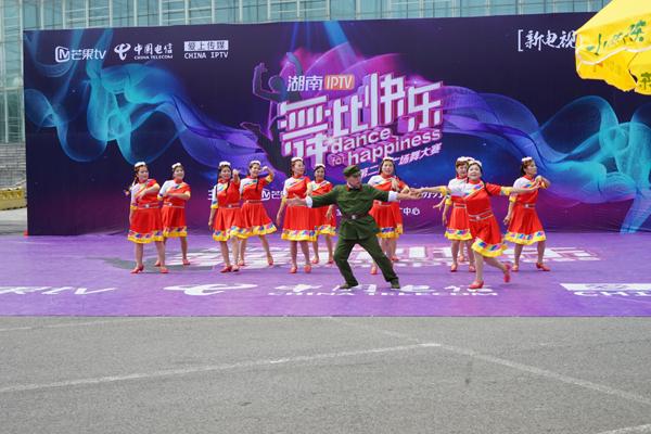沅陵镇舞蹈健身队在怀参加赴省选拔赛获佳绩