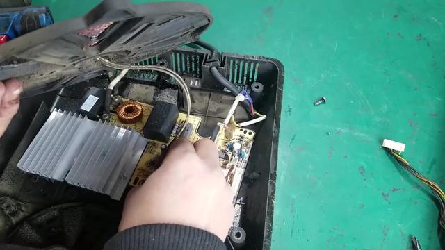 电磁炉修理多少钱