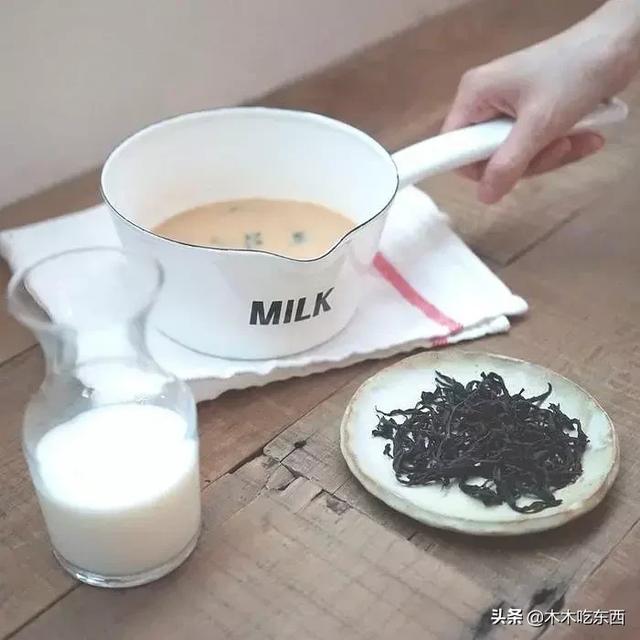 牛奶煮红茶用什么茶好(牛奶煮红茶有什么效果)