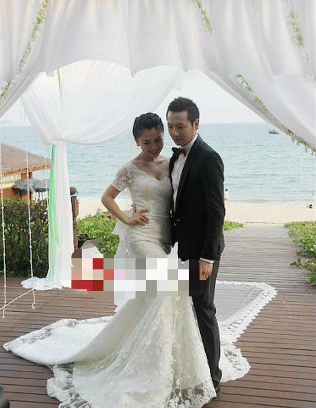 前湖南台主持人罕见露面：远嫁国外当家庭主妇