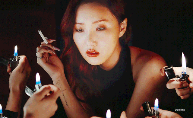 韩国女爱豆有多难？因穿着被辱骂，皮肤黑就不配红