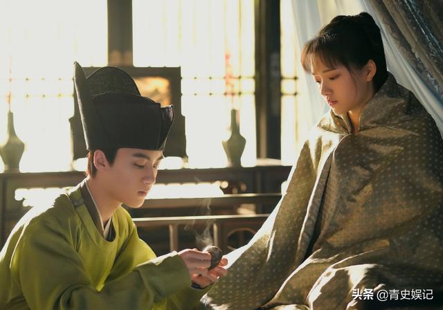 “梁怀吉”有多深藏不露？背着观众演过这么多